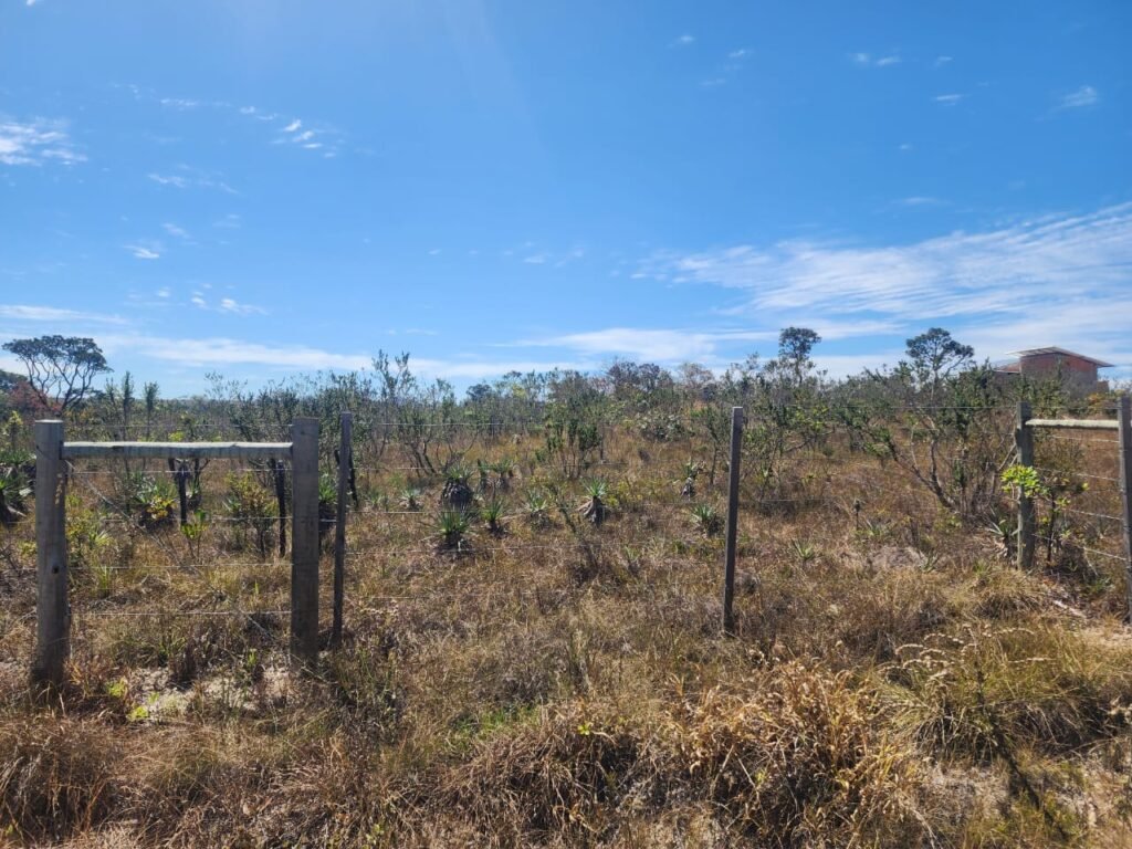 Chácara 4.000 m2 – Rio – Condomínio Rural – 12 km de Alto Paraíso sentido São Jorge