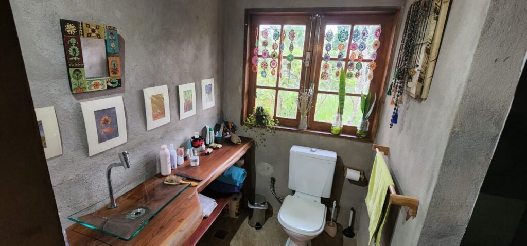 Lindo Chalé na Comunidade Rural no Km 12 – rio – entre Alto Paraíso e São Jorge