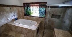 Maravilhosa Casa na Natureza – Condomínio Rural – 2 km do Centro de Alto Paraíso de Goiás Maravilhosa Casa na Natureza – Condomínio Rural – 2 km do Centro de Alto Paraíso de Goiás