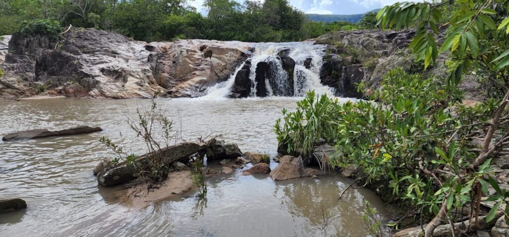 Fazenda 76 ha – Cachoeira – 12km Teresina de Goiás – Chapada dos Veadeiros