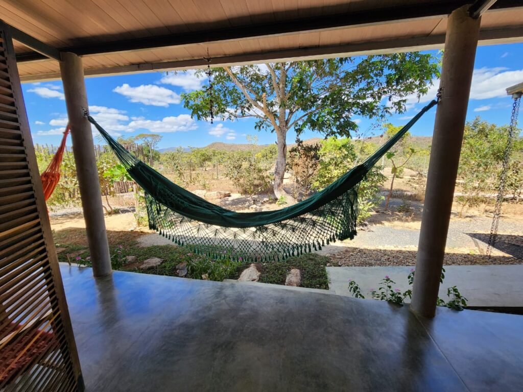 Maravilhosa Casa – pegada ecológica – 2,5km de Cavalcante/GO sentido Cachoeira Santa Barbara – Chapada dos Veadeiros