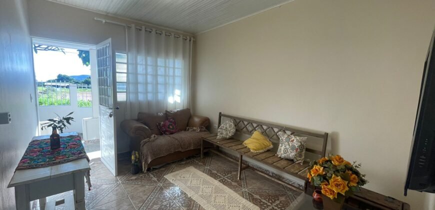 Casa – Quintal – Monte Sinei -Alto Paraíso de Goiás