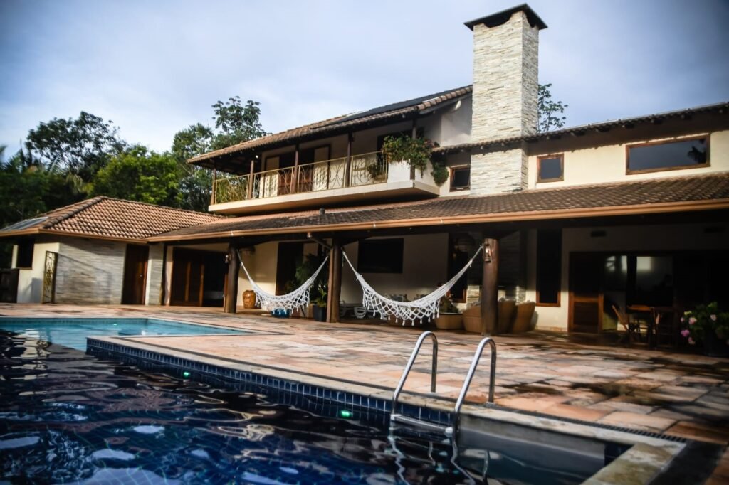 Maravilhosa Casa na Natureza – Condomínio Rural – 2 km do Centro de Alto Paraíso de Goiás