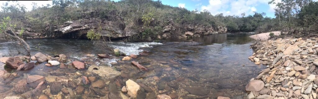Chácara Suçuarana com acesso ao rio, Próximo a Cachoeira do Poço Encantado – Chapada dos Veadeiros