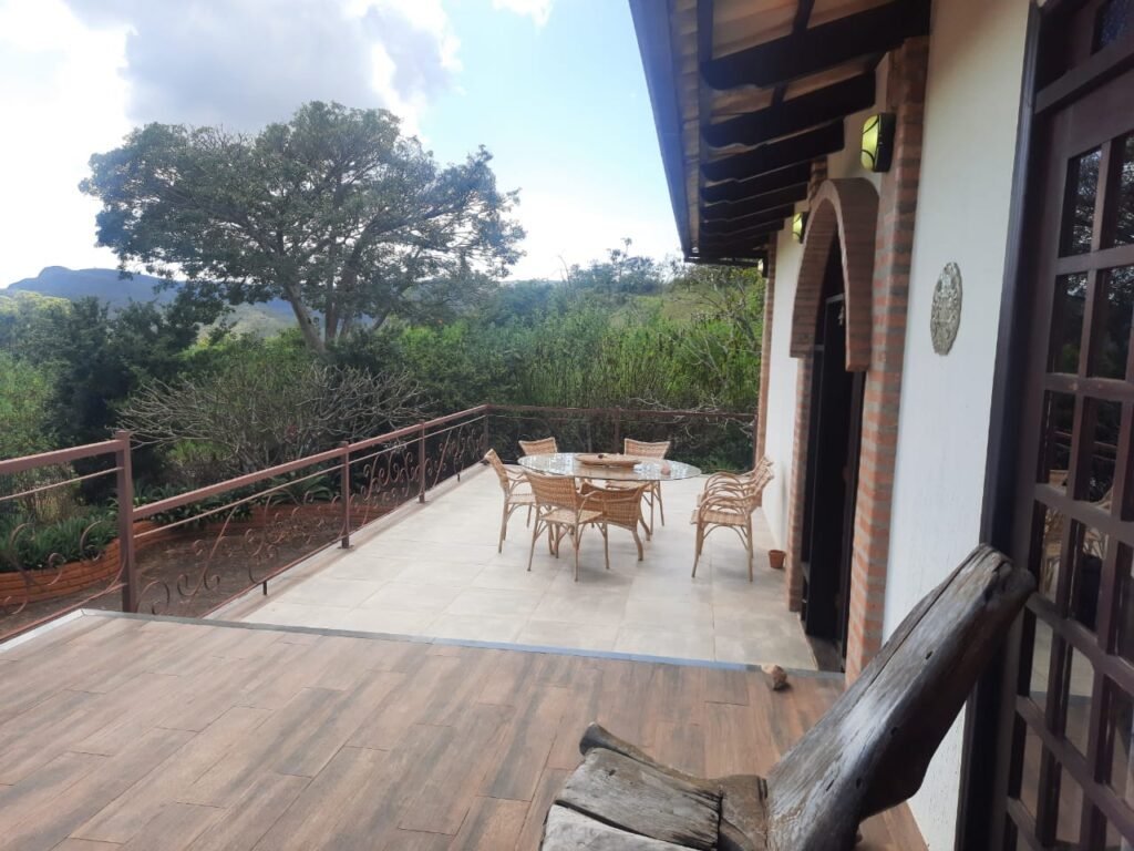 Vende-se Linda Casa Mística – Área de Laser – Estância Paraíso – Alto Paraíso de Goiás