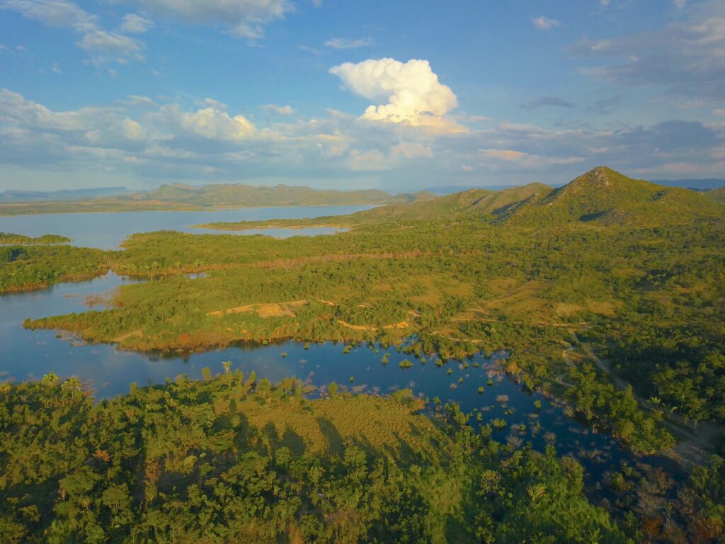 Linda Chácara 4,82ha – Lago Serra da Mesa – Niquelândia – Alto Paraíso de Goiás