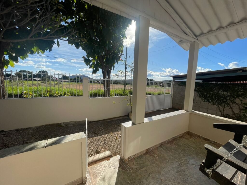 Casa – Quintal – Monte Sinei -Alto Paraíso de Goiás