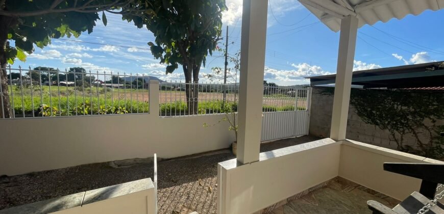Casa – Quintal – Monte Sinei -Alto Paraíso de Goiás