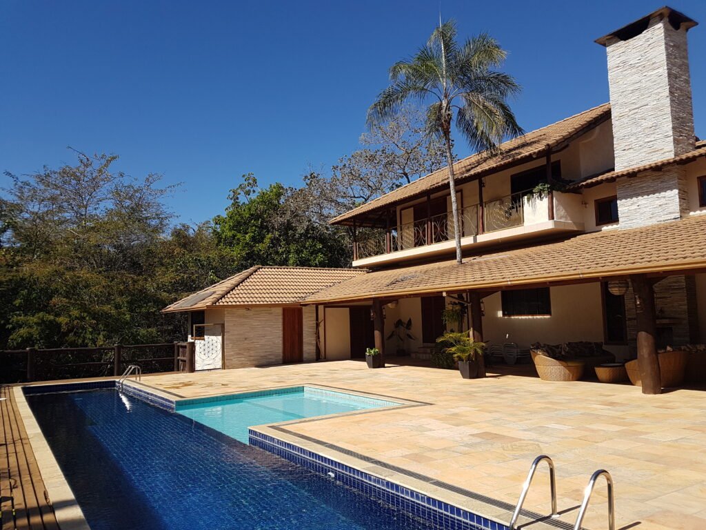 Maravilhosa Casa na Natureza – Condomínio Rural – 2 km do Centro de Alto Paraíso de Goiás