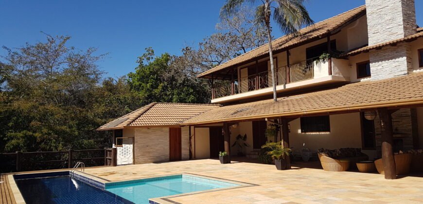 Maravilhosa Casa na Natureza – Condomínio Rural – 2 km do Centro de Alto Paraíso de Goiás