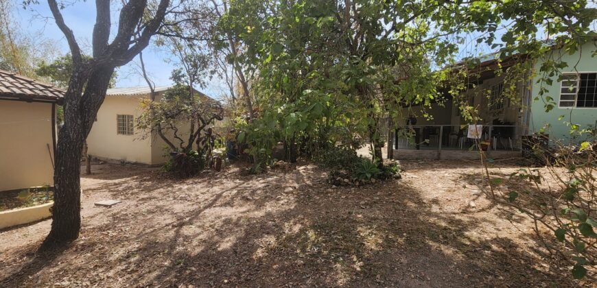 Casa + 2 Kitnet’s – São Jorge – Alto Paraíso de Goiás