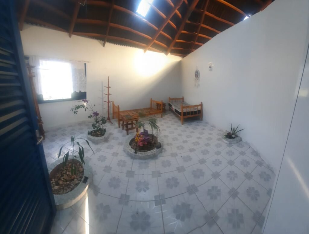 Chácara 4ha Beira Rio dos Couros – Casa Exótica e Ecológica – 12 km Alto Paraíso sentido São Jorge