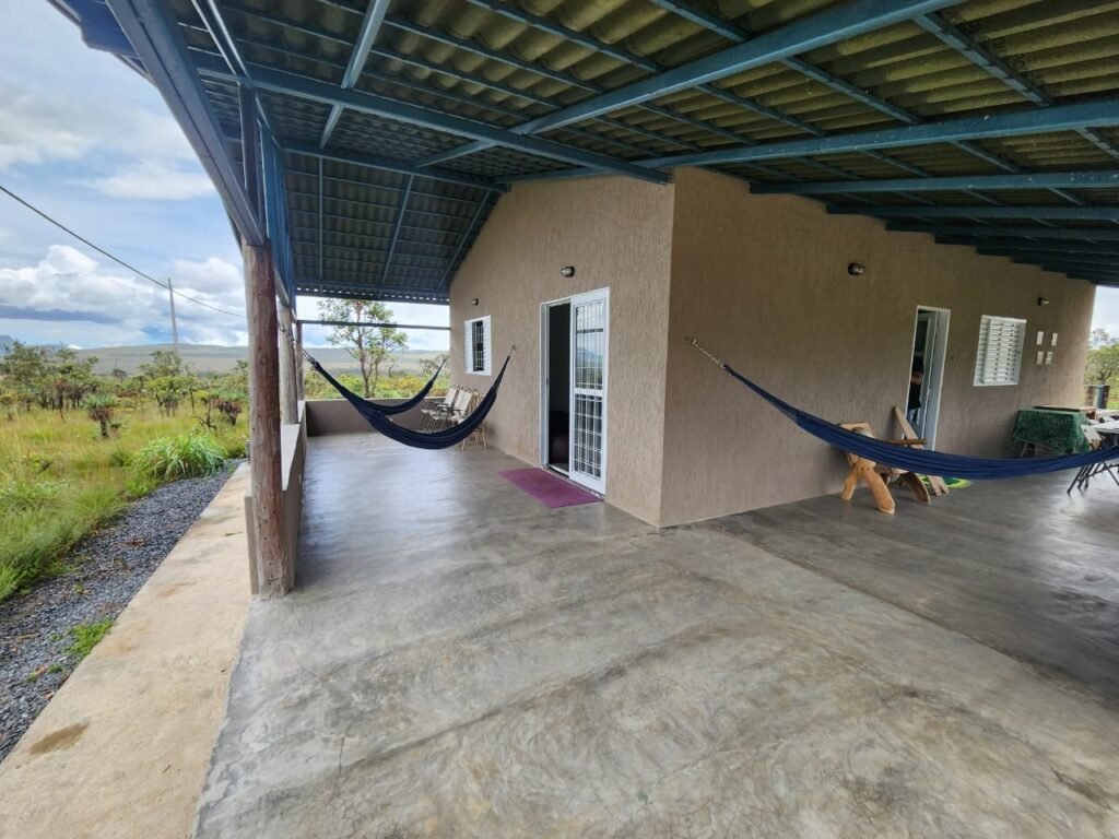 Chácara – Porteira Fechada – Rio – 5.7ha -Vale Verde – Alto Paraíso de Goiás