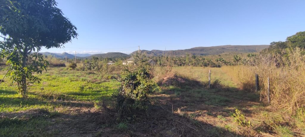 Vende-se Casa Adobe – Condomínio Oasis – Vale Azul – Alto Paraíso de Goiás