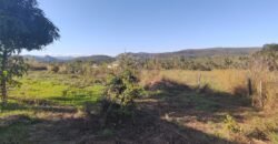 Vende-se Casa Adobe – Condomínio Oasis – Vale Azul – Alto Paraíso de Goiás Vende-se Casa Adobe – Condomínio Oasis – Vale Azul – Alto Paraíso de Goiás