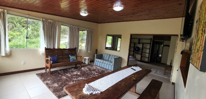 Casa – Rio – Lote 9.000 m2 – Alto Paraíso de Goiás