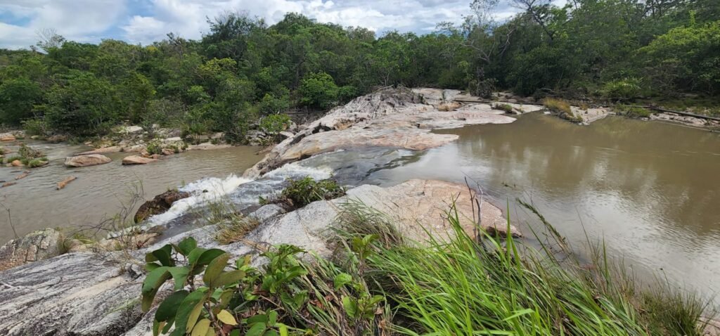 Fazenda 76 ha – Cachoeira – 12km Teresina de Goiás – Chapada dos Veadeiros