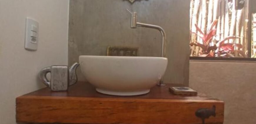 Pousada – Alto Padrão – Piscina Natural – Bairro Eldorado – Alto Paraíso de Goiás