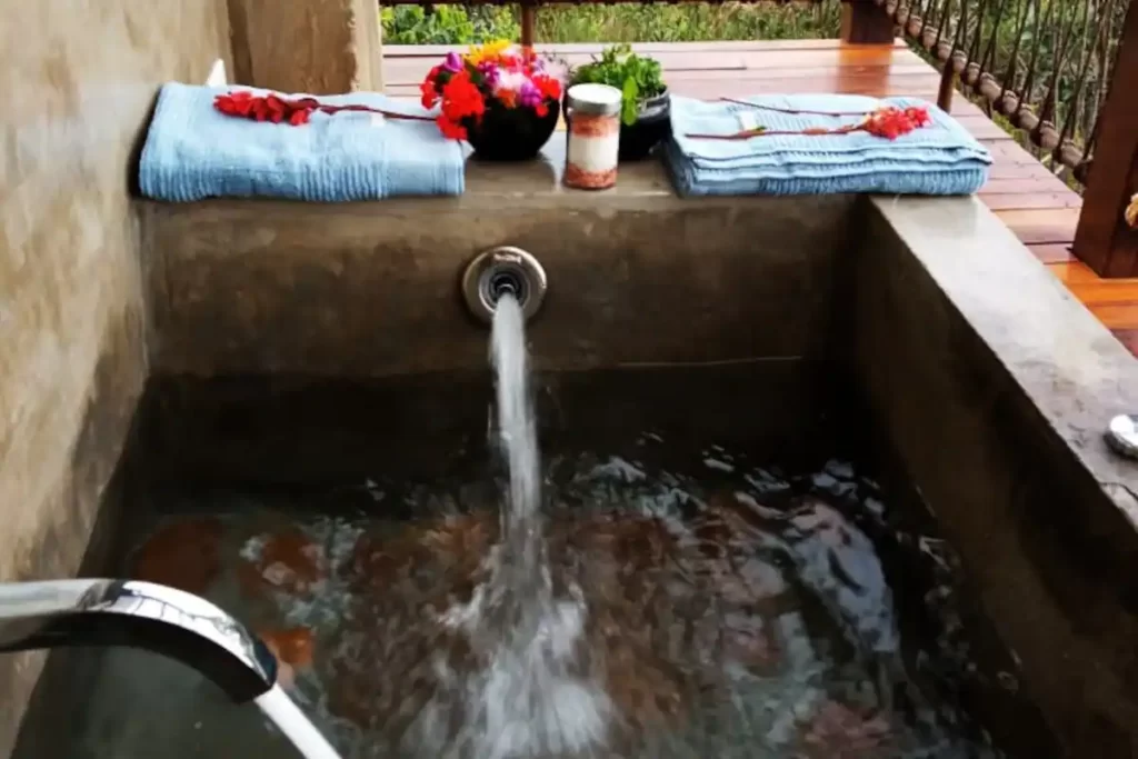 Pousada – Alto Padrão – Piscina Natural – Bairro Eldorado – Alto Paraíso de Goiás