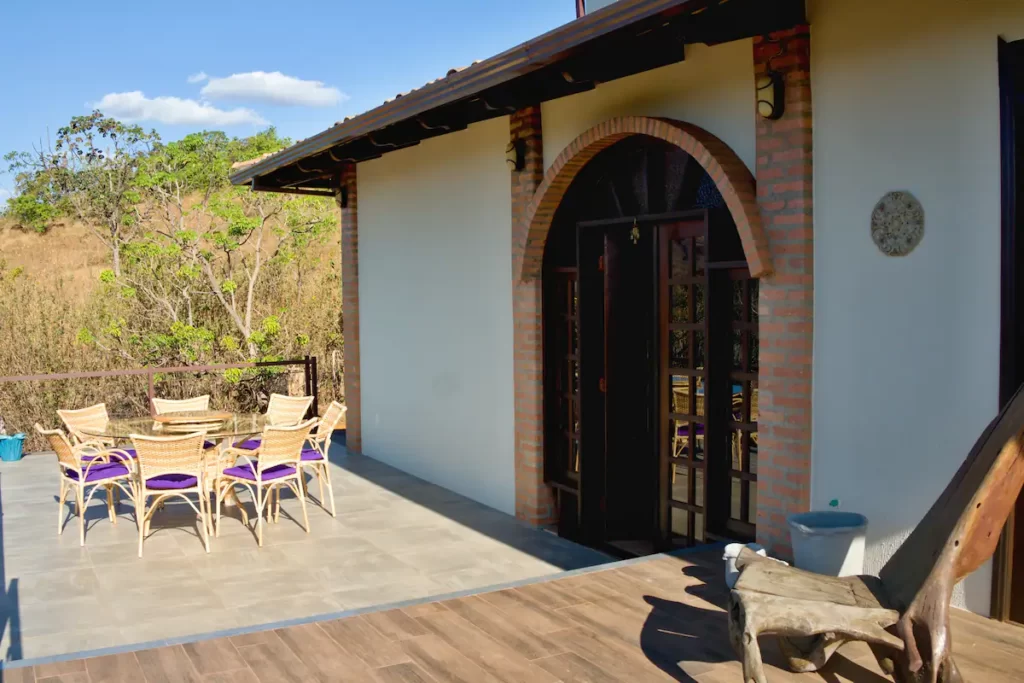 Vende-se Linda Casa Mística – Área de Laser – Estância Paraíso – Alto Paraíso de Goiás