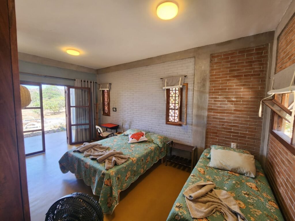 Maravilhosa Casa – pegada ecológica – 2,5km de Cavalcante/GO sentido Cachoeira Santa Barbara – Chapada dos Veadeiros