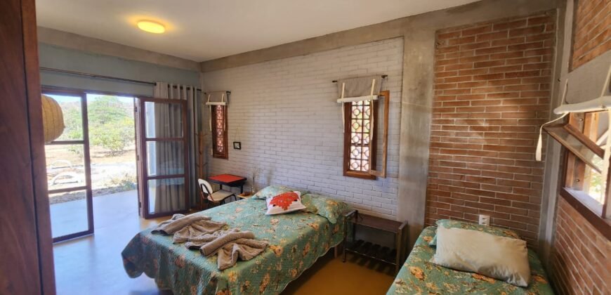 Maravilhosa Casa – pegada ecológica – 2,5km de Cavalcante/GO sentido Cachoeira Santa Barbara – Chapada dos Veadeiros