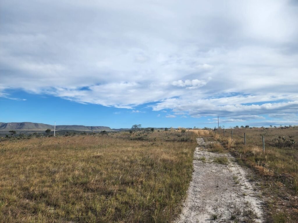 Chácara 5,30ha – Rio – Morro da Baleia – 13 km de Alto Paraíso de Goiás sentido São Jorge