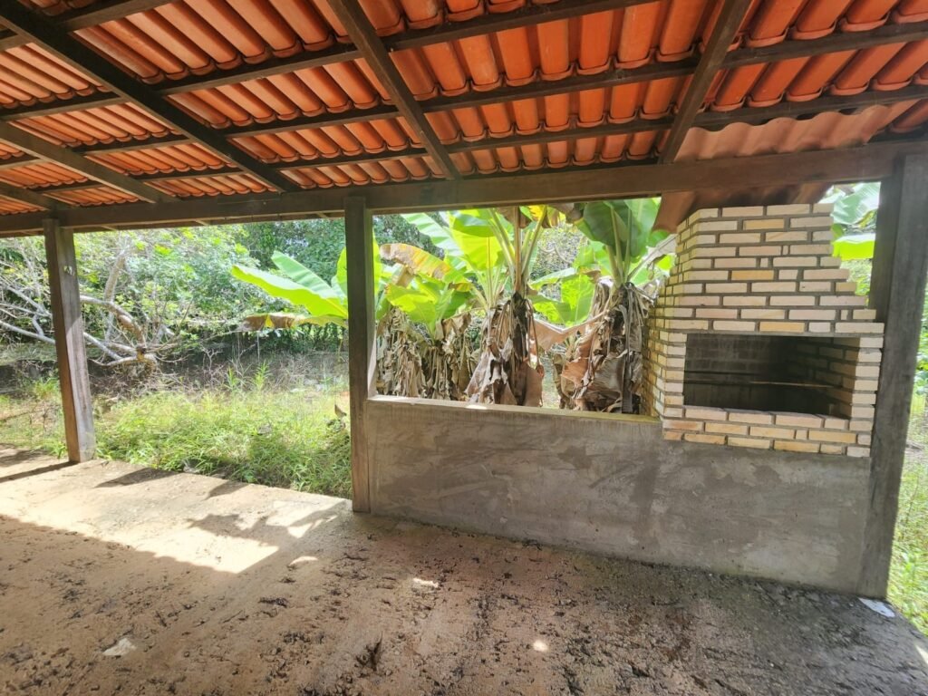 Casa – Rio – área 3,5ha – 9 km da Cachoeira Macaquinhos – Povoado Vereda – Alto Paraíso de Goiás