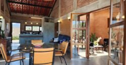 Maravilhosa Casa – pegada ecológica – 2,5km de Cavalcante/GO sentido Cachoeira Santa Barbara – Chapada dos Veadeiros Maravilhosa Casa – pegada ecológica – 2,5km de Cavalcante/GO sentido Cachoeira Santa Barbara – Chapada dos Veadeiros