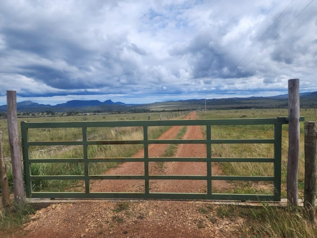 Chácara – Porteira Fechada – Rio – 5.7ha -Vale Verde – Alto Paraíso de Goiás