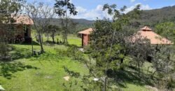 Casa – Rio – Loquinhas – Alto Paraíso de Goiás Casa – Rio – Loquinhas – Alto Paraíso de Goiás