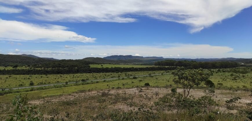Área 4.7ha – Fazenda São Bento – Margem GO 239 – 7 km de Alto Paraíso sentido São Jorge
