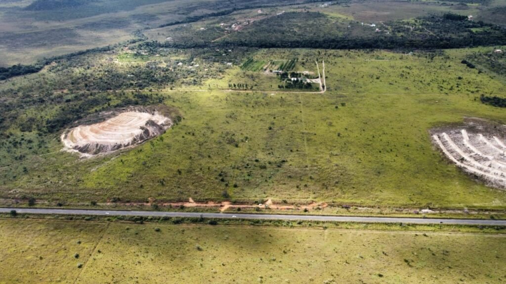 Área 4.7ha – Fazenda São Bento – Margem GO 239 – 7 km de Alto Paraíso sentido São Jorge