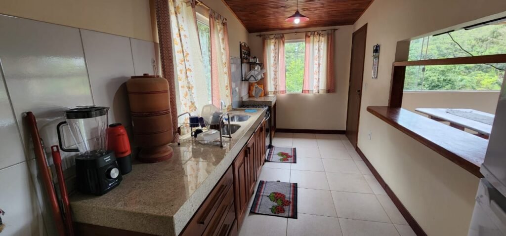 Casa – Rio – Lote 9.000 m2 – Alto Paraíso de Goiás