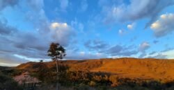 Casa – Rio – Loquinhas – Alto Paraíso de Goiás Casa – Rio – Loquinhas – Alto Paraíso de Goiás