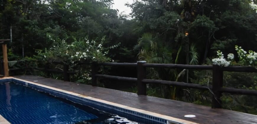 Maravilhosa Casa na Natureza – Condomínio Rural – 2 km do Centro de Alto Paraíso de Goiás
