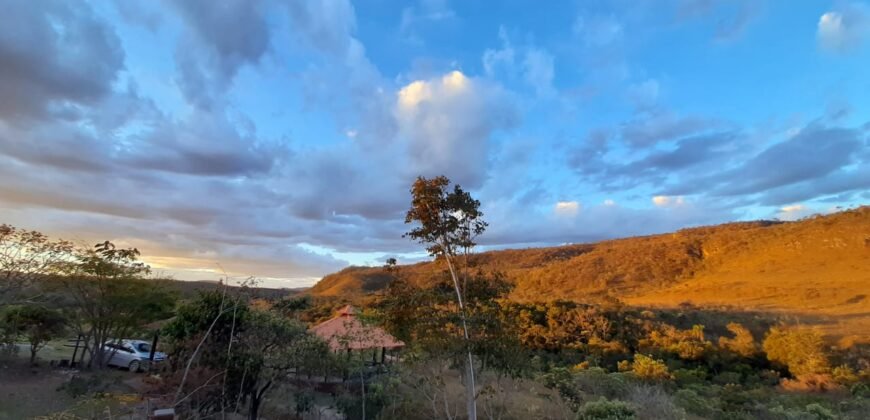 Casa – Rio – Loquinhas – Alto Paraíso de Goiás