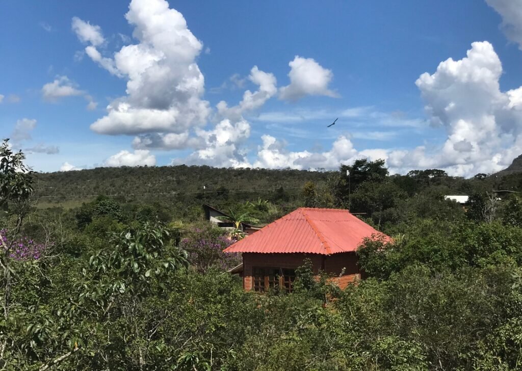 Lindo Chalé na Comunidade Rural no Km 12 – rio – entre Alto Paraíso e São Jorge