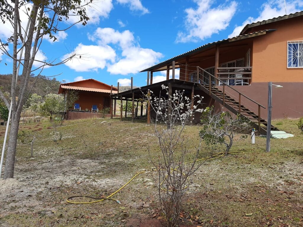 Casa – Rio – Loquinhas – Alto Paraíso de Goiás