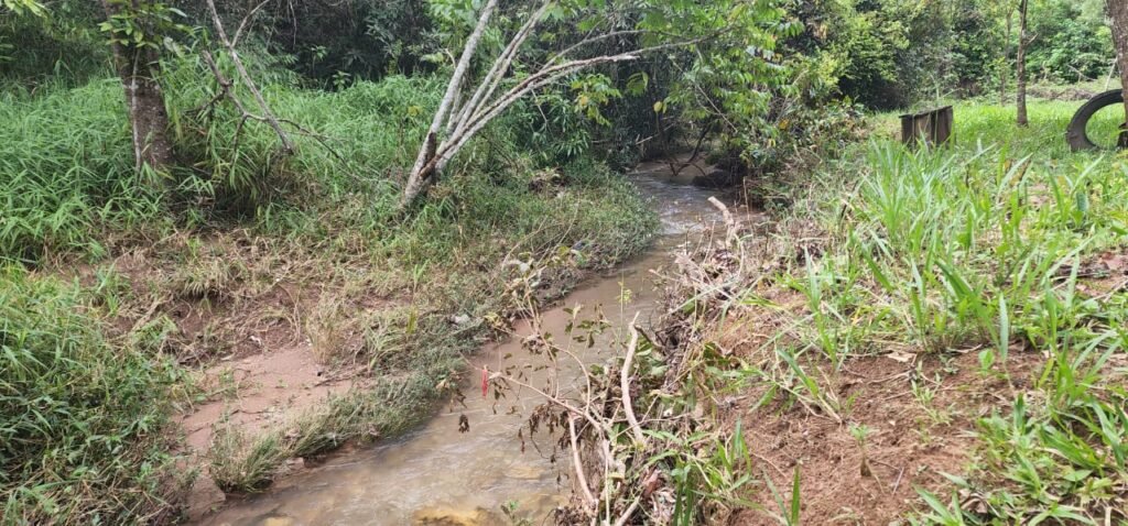 Casa – Rio – Lote 9.000 m2 – Alto Paraíso de Goiás