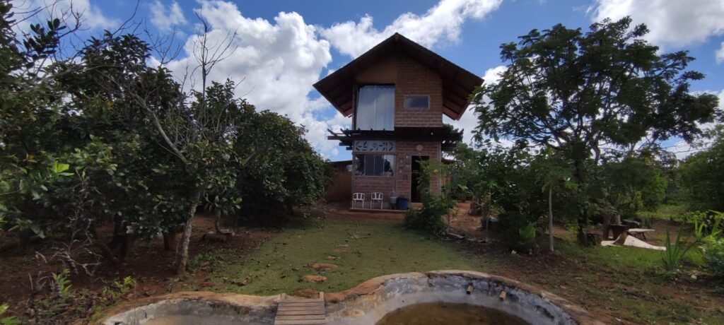 3 Casas Bioconstrução – Condomínio Rural IBC – Rio- 4km de Alto Paraíso de Goiás