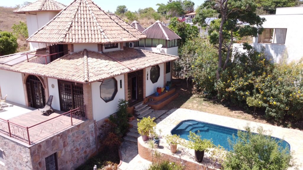 Vende-se Linda Casa Mística – Área de Laser – Estância Paraíso – Alto Paraíso de Goiás