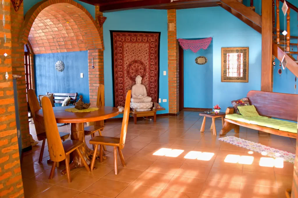 Vende-se Linda Casa Mística – Área de Laser – Estância Paraíso – Alto Paraíso de Goiás