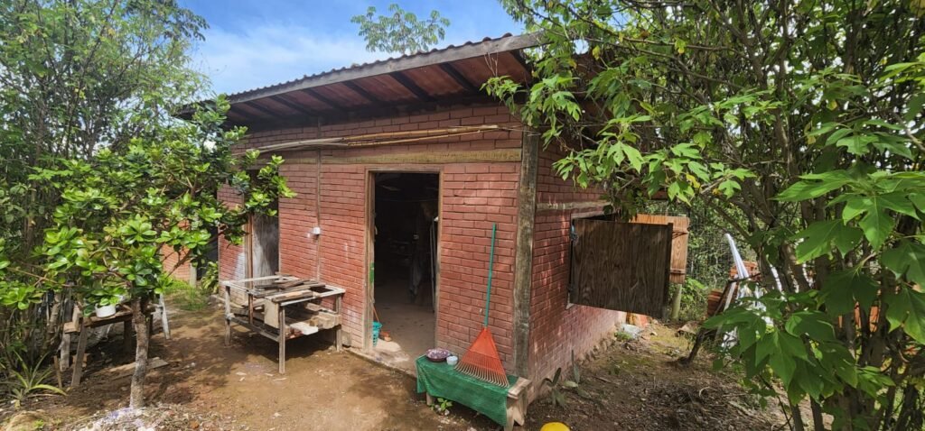 Vende-se Casa com Vista – Eldorado 1 – Alto Paraíso de Goiás