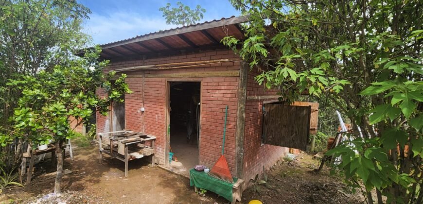 Vende-se Casa com Vista – Eldorado 1 – Alto Paraíso de Goiás