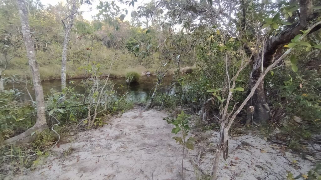 Chácara 4ha – Rio dos Couros – Lofth Ecológico Arco Iris- KM 12 – Alto Paraíso e São jorge