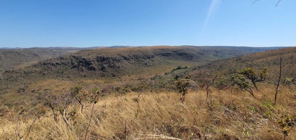 Linda Chácara 5ha – Acesso ao Rio – 16 km de Alto Paraíso