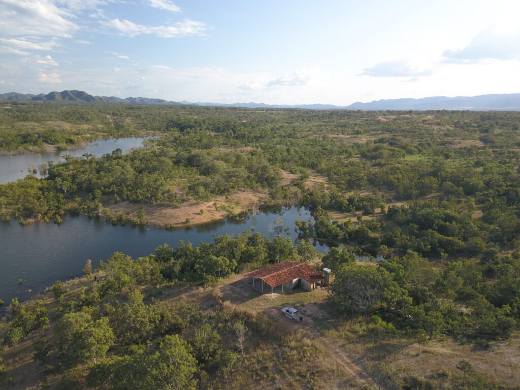 Linda Chácara 4,82ha – Lago Serra da Mesa – Niquelândia – Alto Paraíso de Goiás