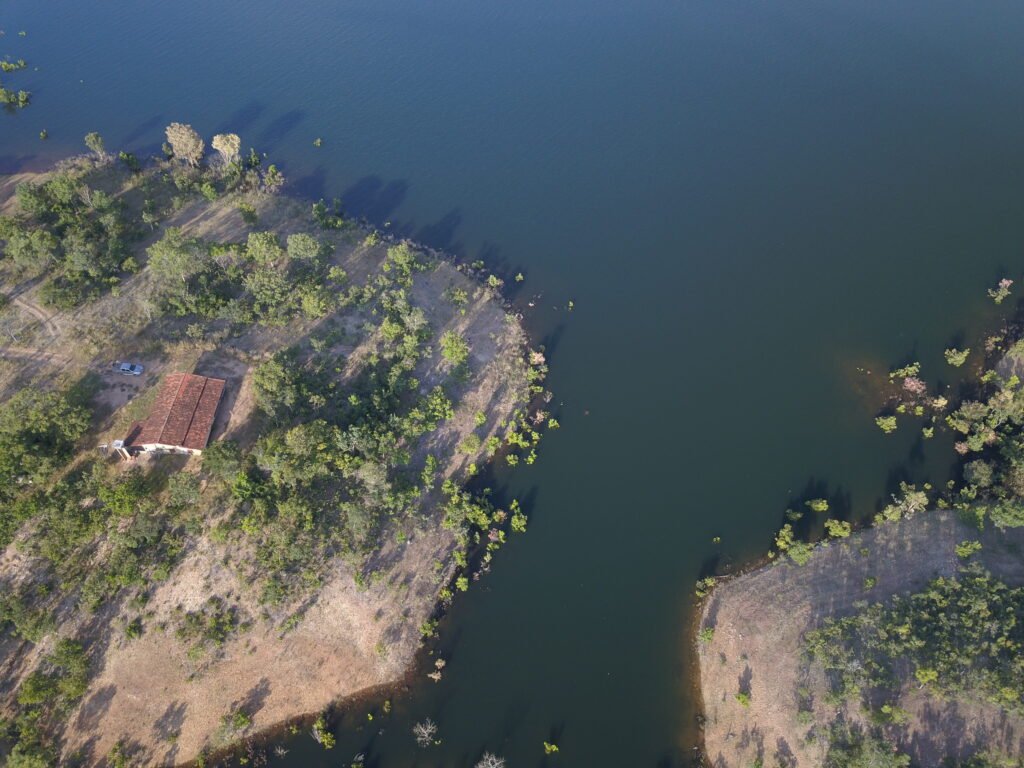 Linda Chácara 4,82ha – Lago Serra da Mesa – Niquelândia – Alto Paraíso de Goiás