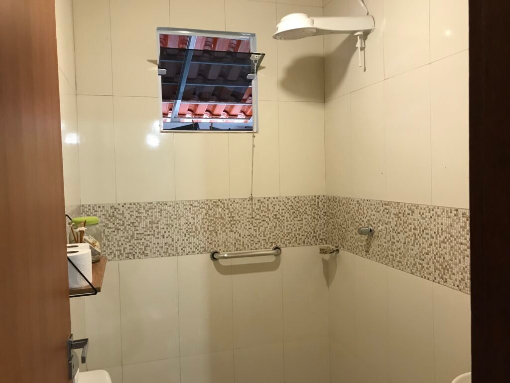 Fazenda  20 alqueires –  Cachoeira – Próximo a Cachoeira Poço Encantado – Casa Sede – Nascente – Piscina aquecida – Alto Paraíso de Goiás